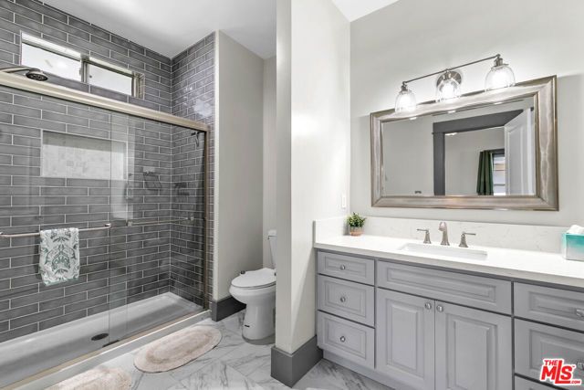 1519 W 51st Place, Los Angeles, CA 90062