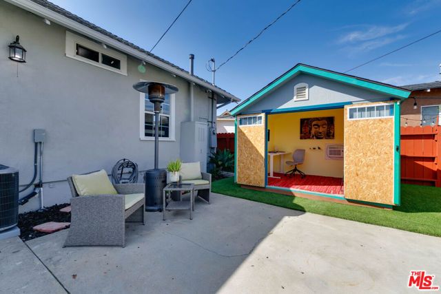 1519 W 51st Place, Los Angeles, CA 90062