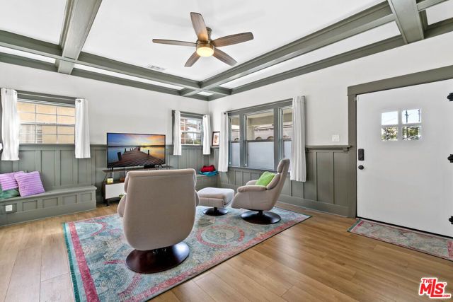 1519 W 51st Place, Los Angeles, CA 90062