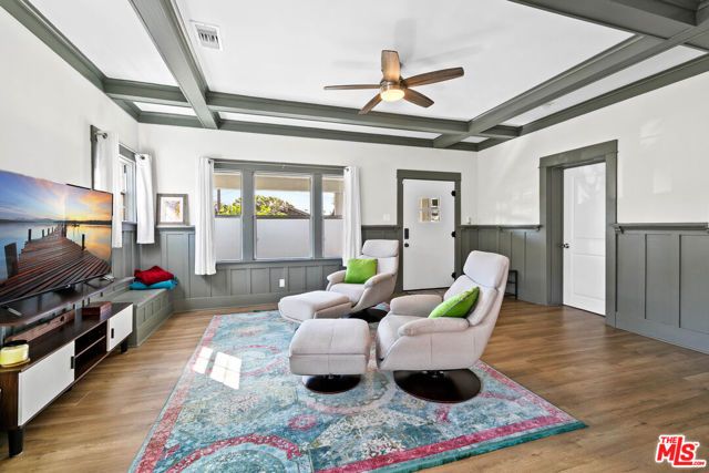 1519 W 51st Place, Los Angeles, CA 90062