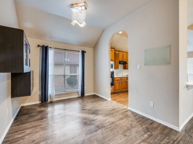 2939 Alyson Way, Grand Prairie, TX 75052