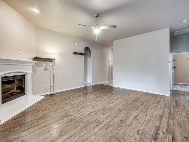 2939 Alyson Way, Grand Prairie, TX 75052