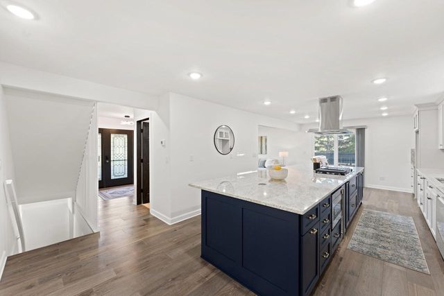 10541 McGraw DRIVE, Oak Creek, WI 53154