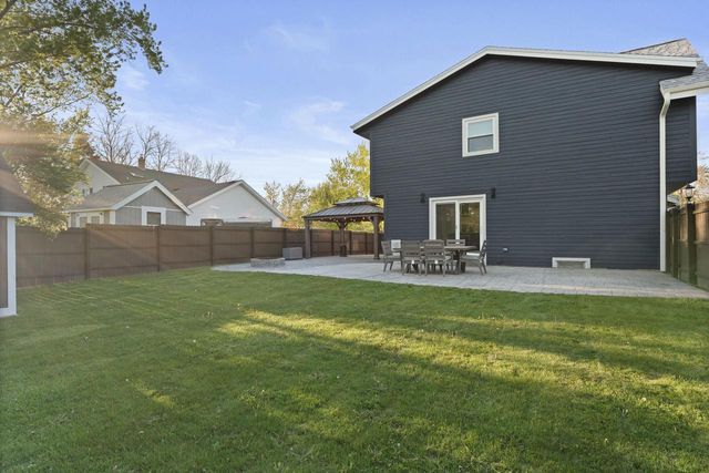 10541 McGraw DRIVE, Oak Creek, WI 53154