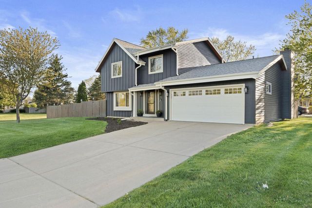 10541 McGraw DRIVE, Oak Creek, WI 53154