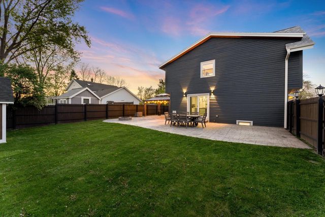 10541 McGraw DRIVE, Oak Creek, WI 53154