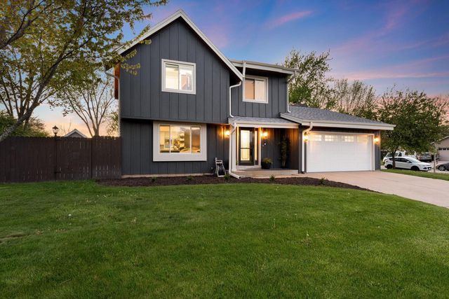 10541 McGraw DRIVE, Oak Creek, WI 53154