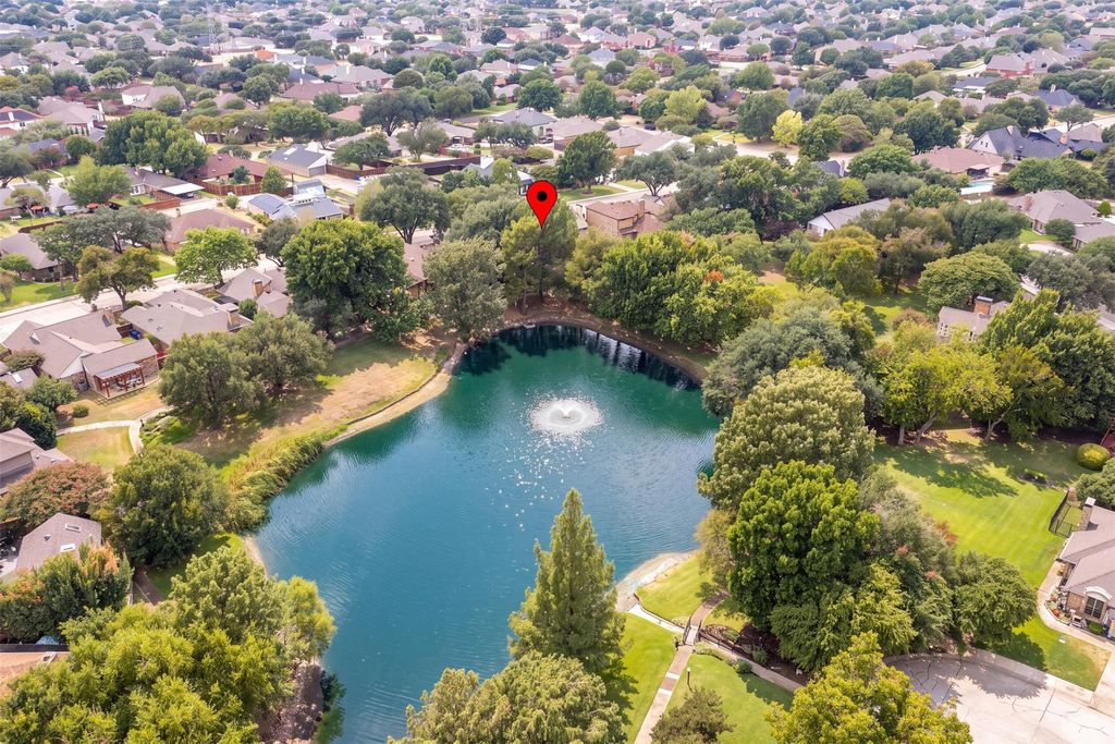2713 Belmeade Drive, Carrollton, TX 75006 — photo 2