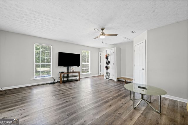 365 Cook Drive, Ellenwood, GA 30294