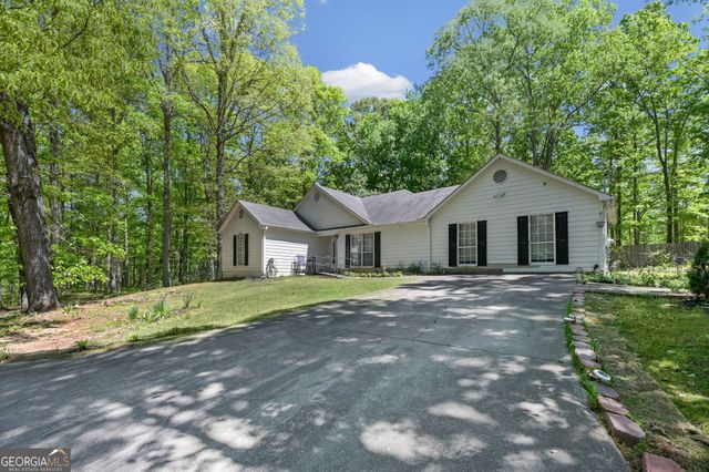 365 Cook Drive, Ellenwood, GA 30294