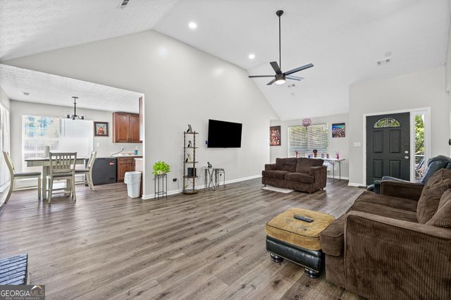 365 Cook Drive, Ellenwood, GA 30294