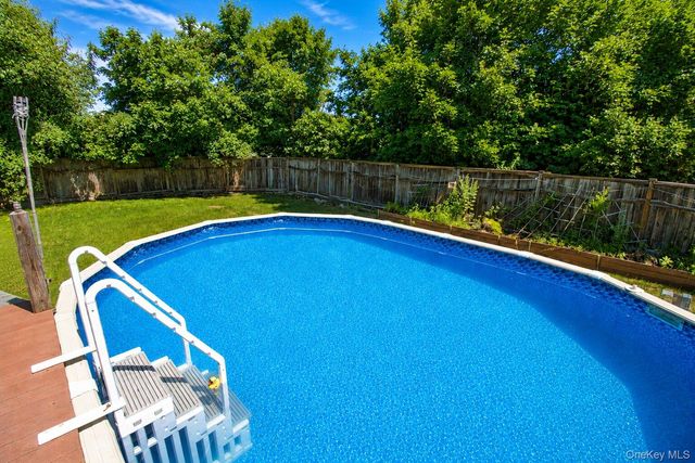 7 Brayton Road, Carmel, NY 10512