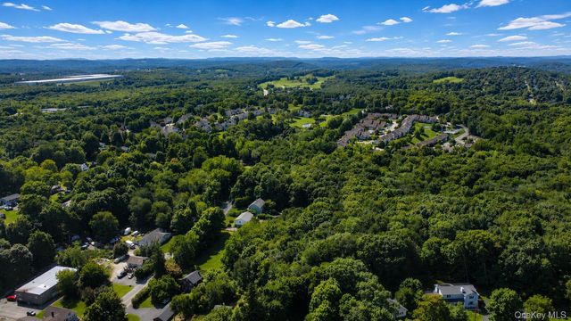 7 Brayton Road, Carmel, NY 10512