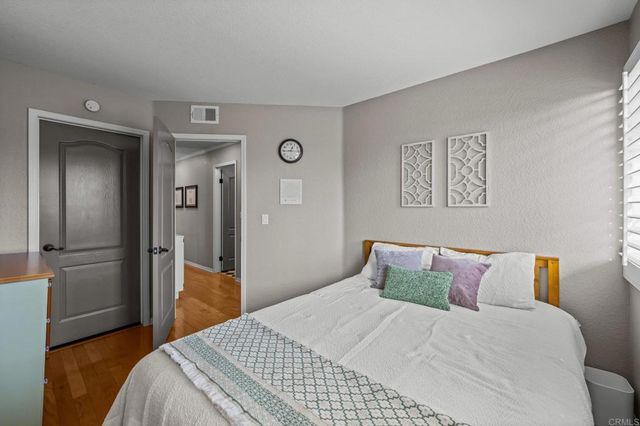 7083 Zubaron Lane, Carlsbad, CA 92009