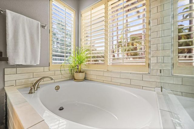 7083 Zubaron Lane, Carlsbad, CA 92009