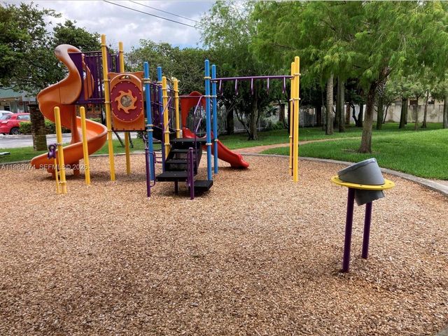 4751 NW 9th Drive 4751, Plantation, FL 33317