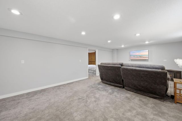 9532 Penn Circle, Bloomington, MN 55431