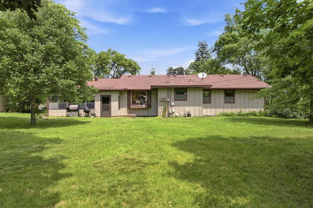 9532 Penn Circle, Bloomington, MN 55431