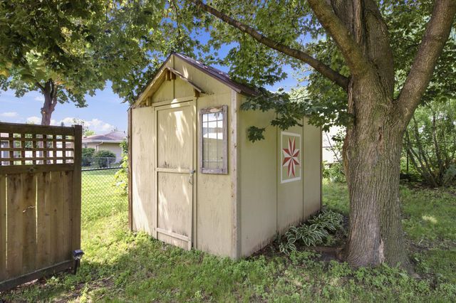 9532 Penn Circle, Bloomington, MN 55431