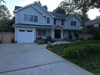 124 Glenlawn Avenue, Sea Cliff, NY 11579