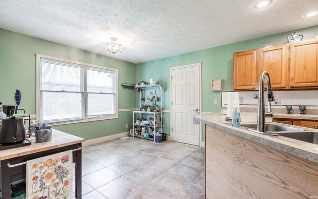 8331 Northfield Drive, Evansville, IN 47711