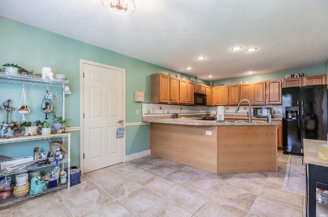 8331 Northfield Drive, Evansville, IN 47711