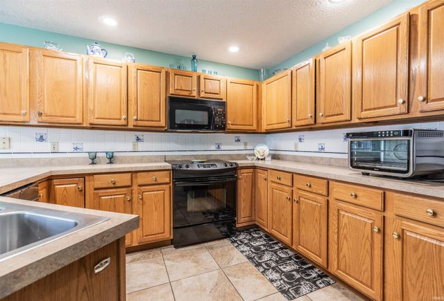8331 Northfield Drive, Evansville, IN 47711