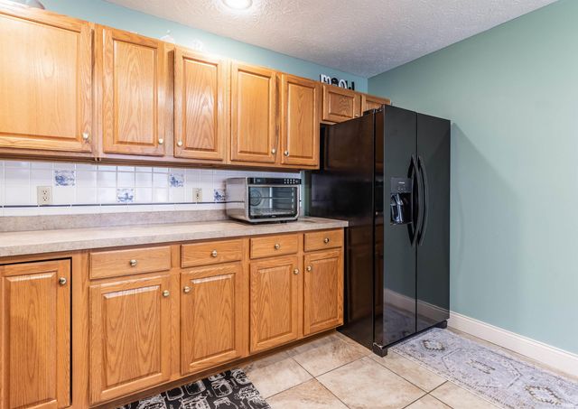 8331 Northfield Drive, Evansville, IN 47711