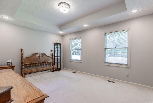 8331 Northfield Drive, Evansville, IN 47711