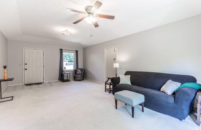 8331 Northfield Drive, Evansville, IN 47711