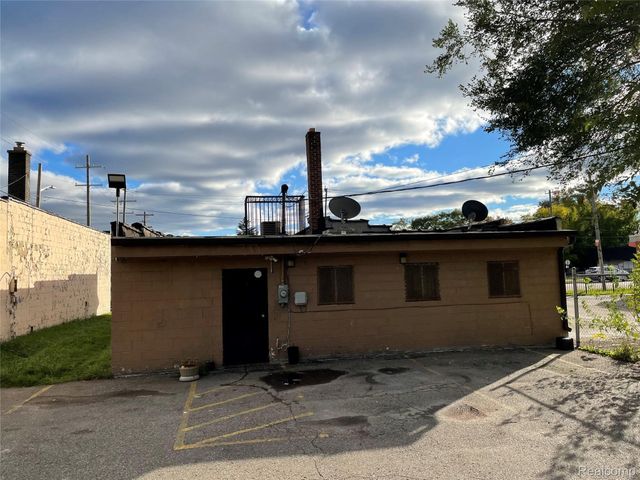 20110 W McNichols Road, Detroit, MI 48219