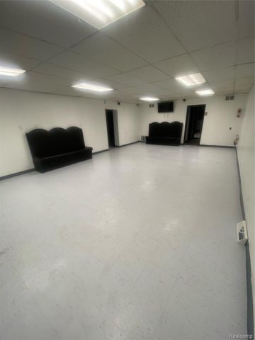 20110 W McNichols Road, Detroit, MI 48219