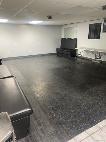 20110 W McNichols Road, Detroit, MI 48219