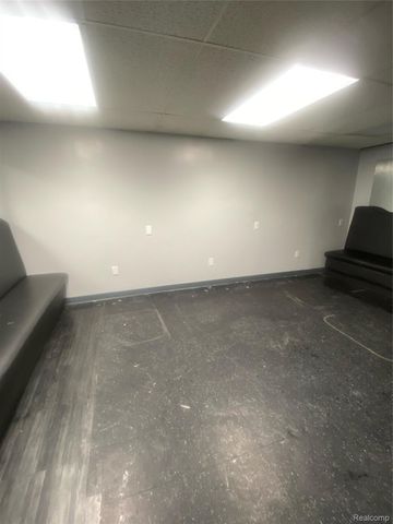 20110 W McNichols Road, Detroit, MI 48219