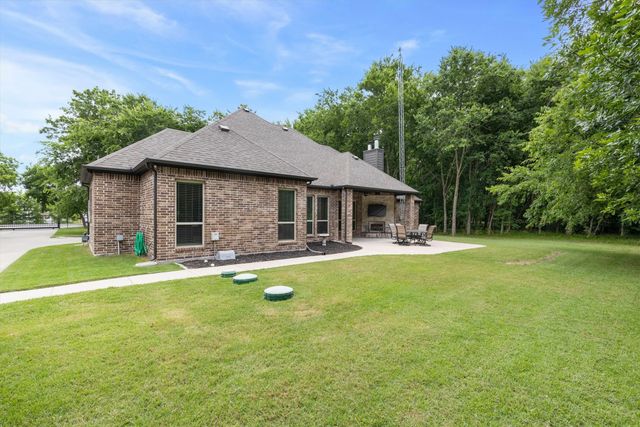 3824 County Road 2216, Caddo Mills, TX 75135