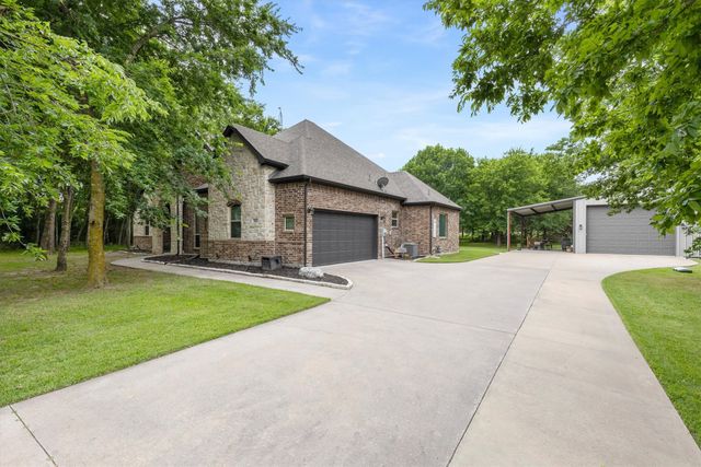 3824 County Road 2216, Caddo Mills, TX 75135