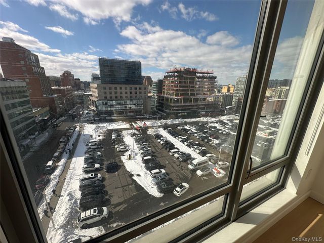 138-35 39th Avenue 7G, Flushing, NY 11354