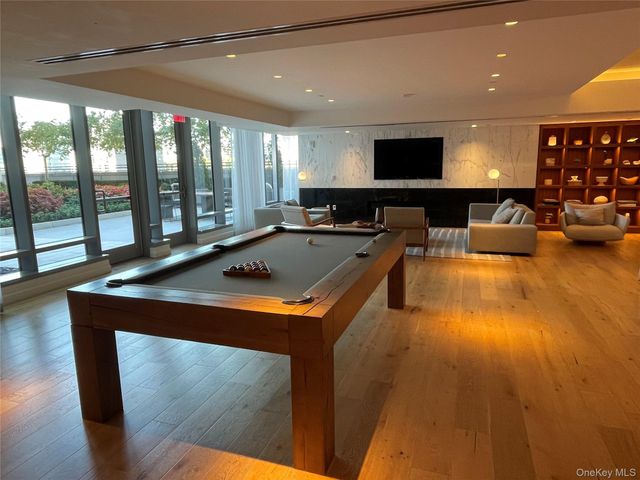 138-35 39th Avenue 7G, Flushing, NY 11354