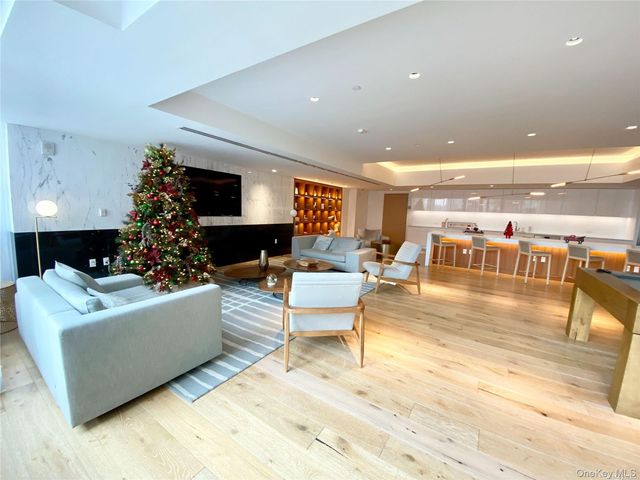 138-35 39th Avenue 7G, Flushing, NY 11354