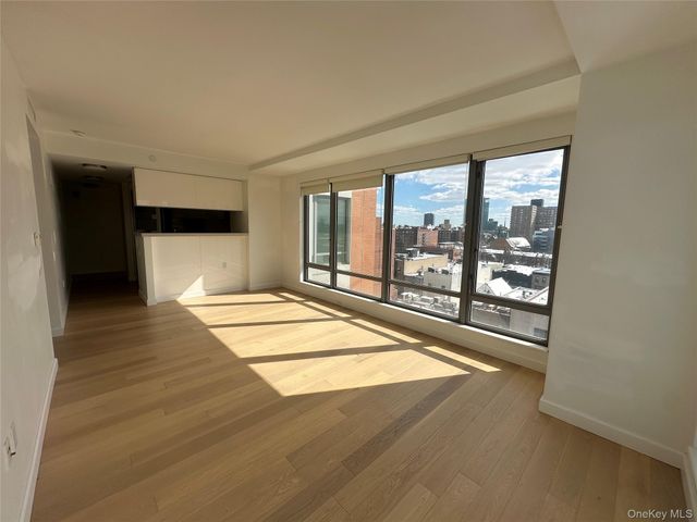 138-35 39th Avenue 7G, Flushing, NY 11354