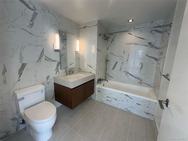 138-35 39th Avenue 7G, Flushing, NY 11354