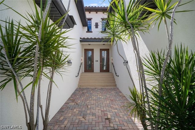 11879 Arboretum Run DR 201, Fort Myers, FL 33913