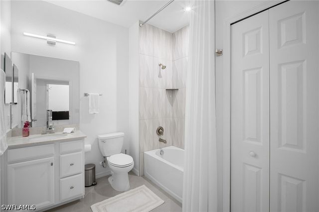 11879 Arboretum Run DR 201, Fort Myers, FL 33913