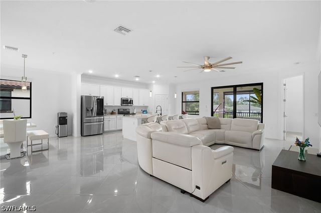 11879 Arboretum Run DR 201, Fort Myers, FL 33913