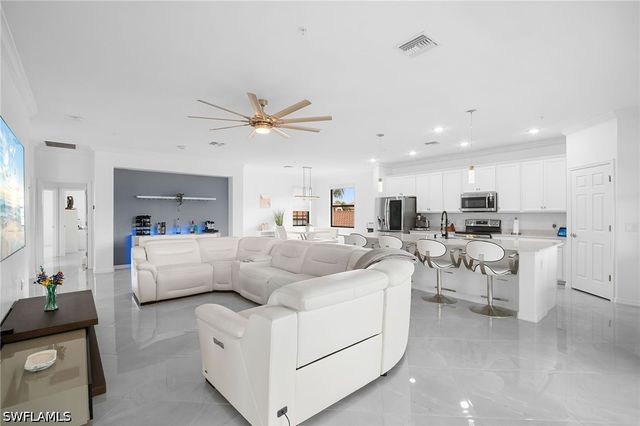 11879 Arboretum Run DR 201, Fort Myers, FL 33913