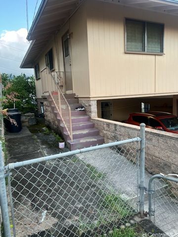 1768 Palolo Avenue H, Honolulu, HI 96816