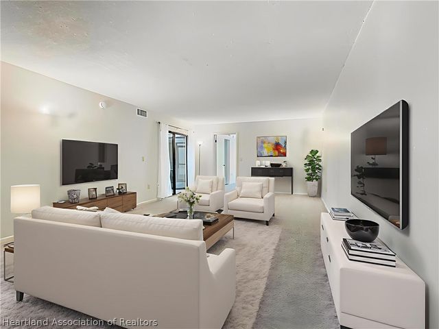 1821 Village Court, Mulberry, FL 33860