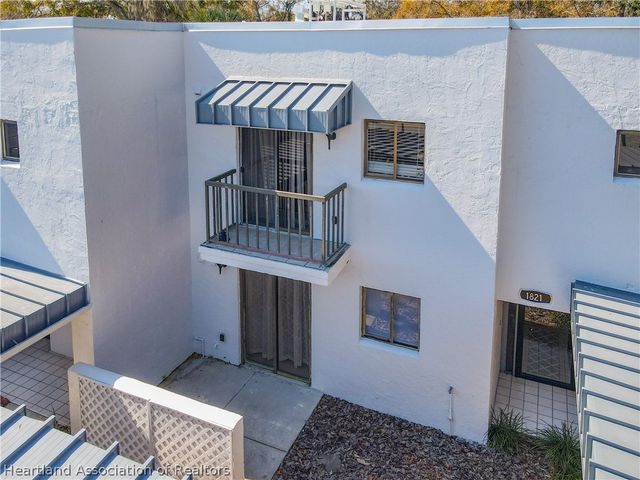 1821 Village Court, Mulberry, FL 33860