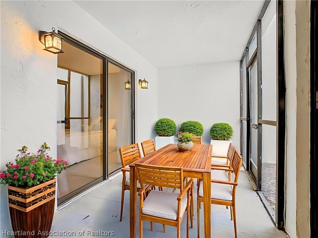 1821 Village Court, Mulberry, FL 33860