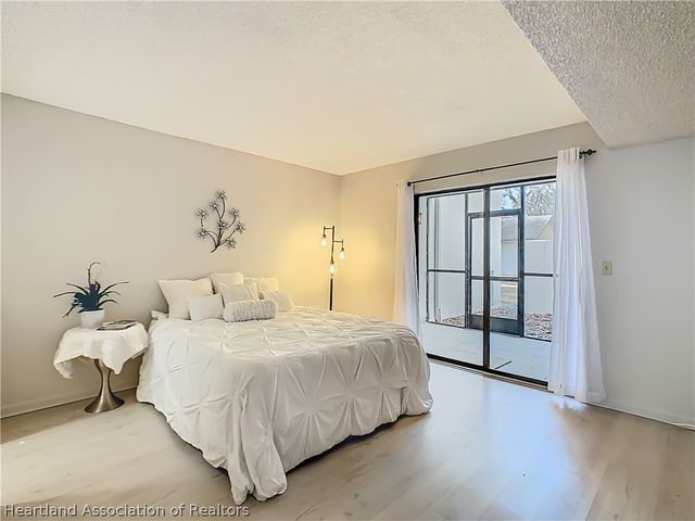 1821 Village Court, Mulberry, FL 33860